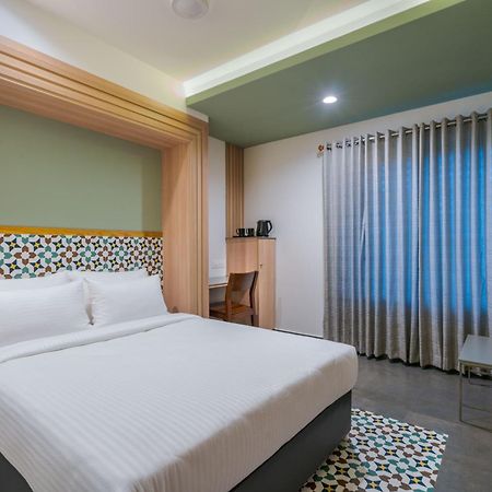 Aryaas Regent Hotel Kochi Ngoại thất bức ảnh