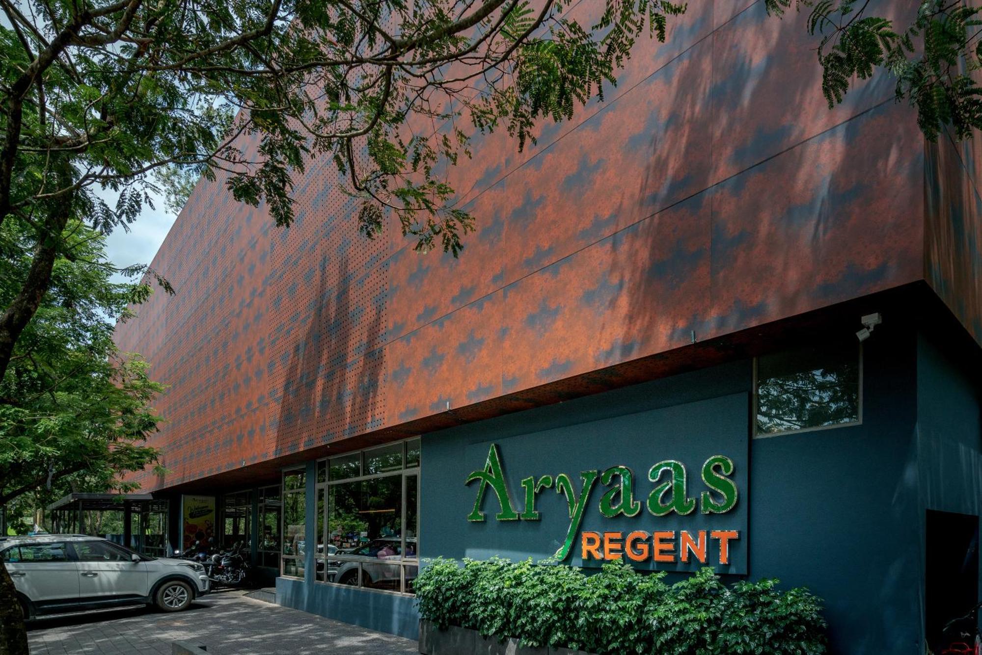 Aryaas Regent Hotel Kochi Ngoại thất bức ảnh